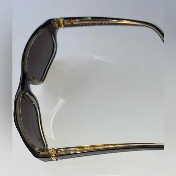 Louis Vuitton Sunglasses - Picture 2 of 7